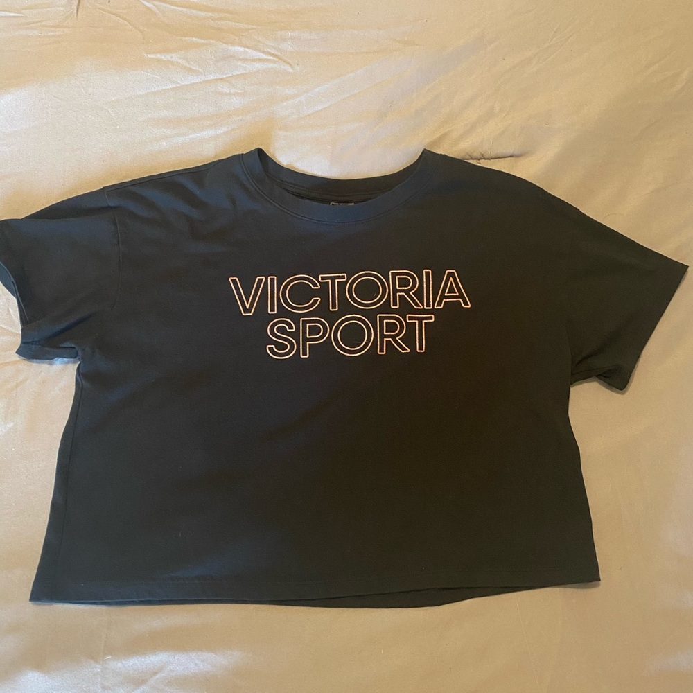 Victoria Sport Black Crop top